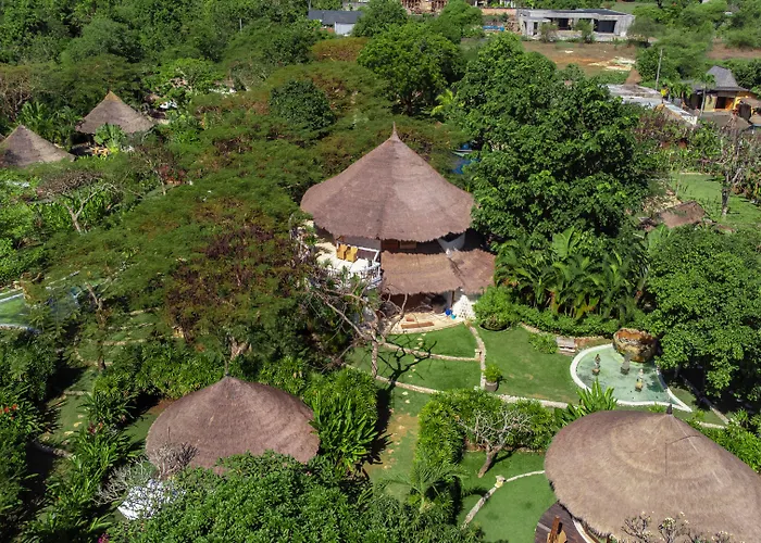 La Joya Balangan 4*